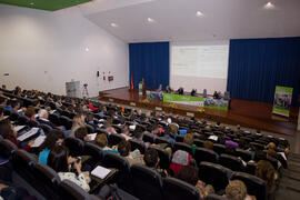 Ponencia de Julia Warnberg. Primer panel de expertos del 6º Congreso Internacional de Actividad Física Deportiva para Mayores. Escuela Técnica Superior de Ingeniería de Telecomunicaciones y de Informática. Marzo de 2015
