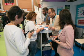 Estand de la Fundación General de la UMA. Jornadas de Puertas Abiertas de la Universidad de Málaga. Complejo Polideportivo Universitario. Abril de 2018