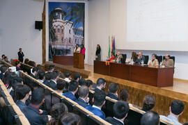 Intervención de una alumna en su graduación de Máster de la Facultad de Ciencias Económicas y Empresariales de la Universidad de Málaga. Paraninfo. Mayo de 2017