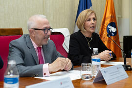 Intervención de Ana María Sánchez Tejeda. Nombramiento de José Sánchez Maldonado como Alumno de Honor de la Facultad de Ciencias Económicas y Empresariales. Facultad de Ciencias Económicas y Empresariales. Diciembre de 2019