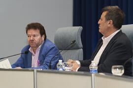 Intervención de Juan José Hinojosa. Debate electoral entre los candidatos a Rector de la Universidad de Málaga. Escuela Técnica Superior de Ingeniería Informática y Telec omunicaciones. Noviembre de 2023