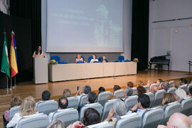 Intervención de Paloma Hueso. Graduación y clausura del curso del Aula de Mayores de la Universidad de Málaga. Campus de Teatinos. Junio de 2018