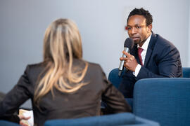 "Dialogando" con Ousman Umar. Facultad de Estudios Sociales y del Trabajo. Marzo de 2020