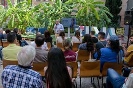 Antonio María Lara presenta "Dialogando" con Clara Jiménez. Facultad de Ciencias de la Comunicación. Mayo de 2019