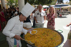 Paella en la fiesta del Día del Español. Centro Internacional de Español de la Universidad de Málaga. Junio de 2016