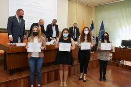 Entrega de premios. IV Encuentro "10Graduadxs10". Facultad de Ciencias Económicas y Empresariales. Mayo de 2021