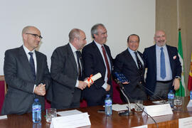 Nombramiento de Antonio Vázquez Romero como Alumno de Honor de la Facultad de Económicas de la Universidad de Málaga. Facultad de Ciencias Económicas y Empresariales. Marzo de 2015