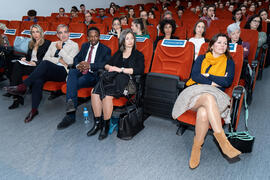 Asistentes a "Dialogando" con Ousman Umar. Facultad de Estudios Sociales y del Trabajo. Marzo de 2020