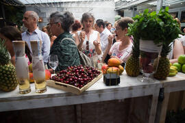 Showcooking en Patio del Hotel Molina Larios. Curso "Ciencia y gastronomía. Desmontando leyendas urbanas". Cursos de Verano de la Universidad de Málaga. Málaga. Julio de 2019