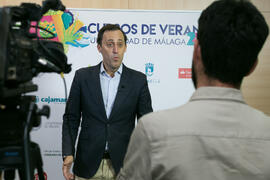 Entrevista a Juan Luis Muñoz Escassi. Cursos de Verano de la Universidad de Málaga. Marbella. Julio de 2018
