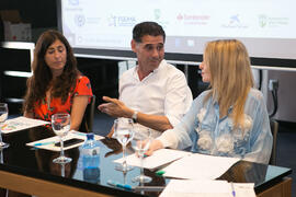 Mesa redonda: «Relación entre profesionales del deporte y medios de comunicación. ¿Evolución o involución? Aciertos y errores». Curso "Comunicación deportiva". Cursos de Verano de la Universidad de Málaga. Vélez-Málaga. Julio de 2019
