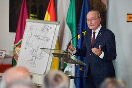 Intervención de Francisco de la Torre en la inauguración del mural de Ángel Idígoras en la Facultad de Ciencias Económicas y Empresariales de la Universidad de Málaga. Campus de El Ejido. Junio de 2022