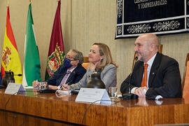 Encuentro con la Ministra de Economía Nadia Calviño en la Facultad de Ciencias Económicas y Empresariales de la Universidad de Málaga. Enero de 2022