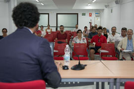 Asistentes a la conferencia de Alberto Moreno Melgarejo. Curso "Patrimonio y Turismo Cultural". Cursos de Verano de la Universidad de Málaga. Vélez Málaga. Julio de 2018