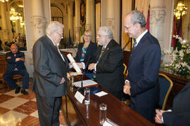 Nombramiento de Eugenio Chicano como miembro de la Real Academia de Bellas Artes de San Telmo. Salón de los Espejos, Ayuntamiento de Málaga. Septiembre de 2016