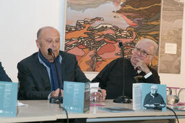 Intervención de Javier Ramírez en la mesa redonda sobre la exposición "Paisajes Andaluces" de Eugenio Chicano. Museo del Patrimonio Municipal. Febrero de 2017