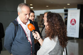 Entrevista a Miguel de Aguilera. Debate electoral entre los candidatos a Rector de la Universidad de Málaga. Escuela Técnica Superior de Ingeniería Industrial. Noviembre de 2015