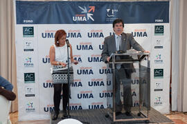Nombramiento de D. Javier Urra como Miembro de Honor de la Asociación de Antiguos Alumnos de la Universidad de Málaga. Hotel AC Málaga Palacio. Diciembre de 2014
