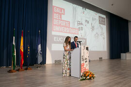 María Guerrero y Guillermo Villalobos presentan la Gala del Deporte Universitario 2017. Escuela Técnica Superior de Ingeniería de Telecomunicaciones. Junio de 2017