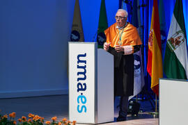 José Sánchez Maldonado da la Lección inaugural de la Apertura del Curso Académico 2021/2022 de la Universidad de Málaga. Escuela Técnica Superior de Ingeniería Informática y Telecomunicaciones. Septiembre de 2021