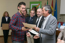 Entrega de premios de la X Olimpiada de Economía. XI Jornadas Andaluzas de Enseñanza de Economía. Facultad de Ciencias Económicas y Empresariales. Febrero de 2018