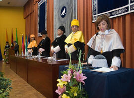 Toma de posesión de nuevos decanos, directores de centro y defensores de la Comunidad Universitaria. Paraninfo. Febrero de 2008