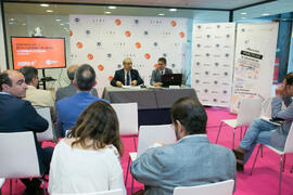 Presentación del informe de alumnos egresados del curso 2013-2014. IV Feria de Empleo de la Universidad de Málaga. Escuela Técnica Superior de Ingenierías Industriales. Mayo 2018