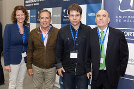 Foto de grupo. 6º Congreso Internacional de Actividad Física Deportiva para Mayores. Escuela Técnica Superior de Ingeniería de Telecomunicaciones y de Informática. Marzo de 2015