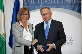 Homenaje a los jubilados y al personal que cumple 25 años de servicio en la Universidad de Málaga. Paraninfo. Octubre de 2012