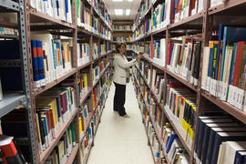 Biblioteca de Ciencias Económicas y Empresariales. Campus de El Ejido. Octubre de 2012