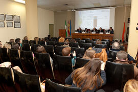 Mesa de trabajo "Palancas de crecimiento: una visión sectorial", durante la jornada del II Día de la Economía Andaluza. Facultad de Ciencias Económicas y Empresariales. Febrero de 2015