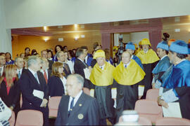Investidura como Doctor "Honoris Causa" de D. Andrew Victor Schally por la Universidad de Málaga. Salón de Actos del Rectorado. Octubre de 2002