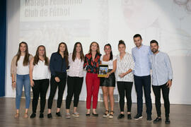 Entrega del premio Igualdad al Málaga Club de Fútbol Femenino. Gala del Deporte Universitario 2018. Escuela Técnica Superior de Ingeniería de Telecomunicaciones. Junio de 2018