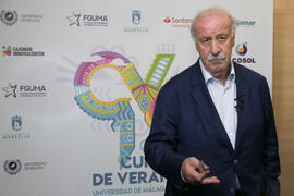 Vicente del Bosque. Curso "Infancia en riesgo: derechos y retos. A los 30 años de la Convención de los Derechos del Niño". Cursos de verano 2019 de la Universidad de Málaga. Marbella. Julio de 2019