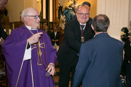 Entrega de medallas de la Cofradía de los Estudiantes. Misa de Lunes Santo. Iglesia de San Agustín. Abril de 2017