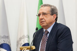 José Ángel Narváez en el homenaje al personal que cumple 25 años de servicio en la UMA o jubilado. Paraninfo. Junio 2016