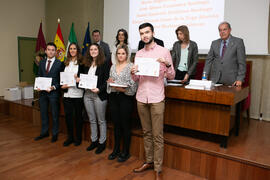 Entrega de la certificación "Alumno One". Facultad de Ciencias Económicas y Empresariales. Diciembre de 2019