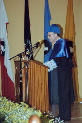 Investidura como Doctor "Honoris Causa" de D. Federico Mayor Zaragoza por la Universidad de Málaga. Paraninfo. Octubre de 1996