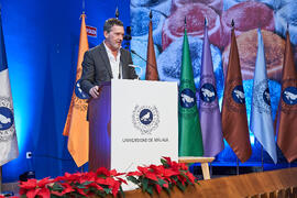 Discurso de Antonio Banderas. Entrega de la distinción "Oikonomos" de la Facultad de Ciencias Económicas y Empresariales de la Universidad de Málaga. Paraninfo. Diciembre de 2024