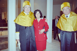 Investidura como Doctor "Honoris Causa" de D. Andrew Victor Schally por la Universidad de Málaga. Salón de Actos del Rectorado. Octubre de 2002