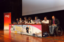 Programa de Radio Nacional de España "Juntos paso a paso". 3º Congreso Internacional de Actividad Físico-Deportiva para Mayores de la Universidad de Málaga. Palacio de Ferias y Congresos de Málaga. Marzo de 2009