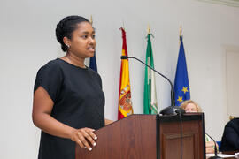 Intervención de una alumna del CIE-UMA en su graduación el Día del Español. Centro Internacional de Español de la Universidad de Málaga. Junio de 2016