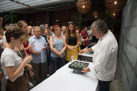 Showcooking en patio del Hotel Molina Larios. Curso "Ciencia y gastronomía. Desmontando leyendas urbanas". Cursos de Verano de la Universidad de Málaga. Málaga. Julio de 2019
