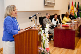 María Isabel Calero en el homenaje al personal que cumple 25 años al servicio de la Universidad de Málaga y personal jubilado. Paraninfo. Julio de 2014