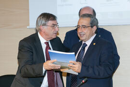 Manuel Assunçao y José Ángel Narváez en la Asamblea General del grupo Tordesillas. Edificio The Green Ray. Octubre de 2015