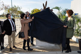Inauguración de la escultura  de José Luis Martín García en la Facultad de Estudios y Sociales y del Trabajo de la Universidad de Málaga. Campus de Teatinos. Marzo de 2021