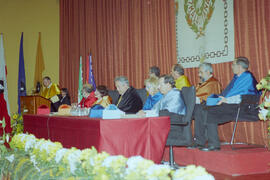 Investidura como Doctor "Honoris Causa" de D. Gonzalo Piedrola Angulo por la Universidad de Málaga. Paraninfo. Marzo de 2000