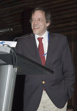 Ponencia de José Oliveira. Panel de Expertos. 2º Congreso Internacional de Actividad Físico-Deportiva para Mayores de la Universidad de Málaga. Palacio de Ferias y Congresos de Málaga. Marzo de 2007