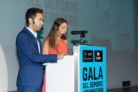 María Guerrero y Guillermo Villalobos presentan la Gala del Deporte Universitario 2019. Escuela Técnica Superior de Ingeniería de Telecomunicaciones. Junio de 2019