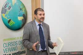 Cursos de verano 2012 de la Universidad de Málaga. El papel de lo privado en la gestión de lo público. Marbella. Julio de 2012